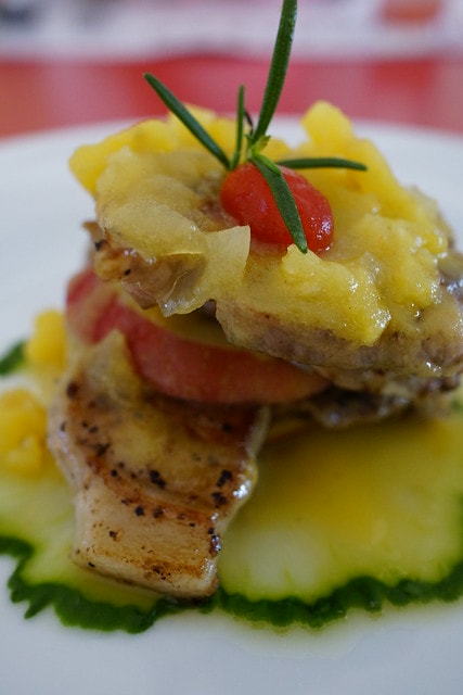 【台灣,離島,金門食記】耳聞多年的金門創意特色美食《湶民水果餐》用水果入菜健康又好吃 ; 葷食,素食都各有滋味 - 第5張圖