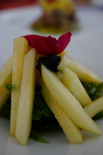 【台灣,離島,金門食記】耳聞多年的金門創意特色美食《湶民水果餐》用水果入菜健康又好吃 ; 葷食,素食都各有滋味 - 第25張圖