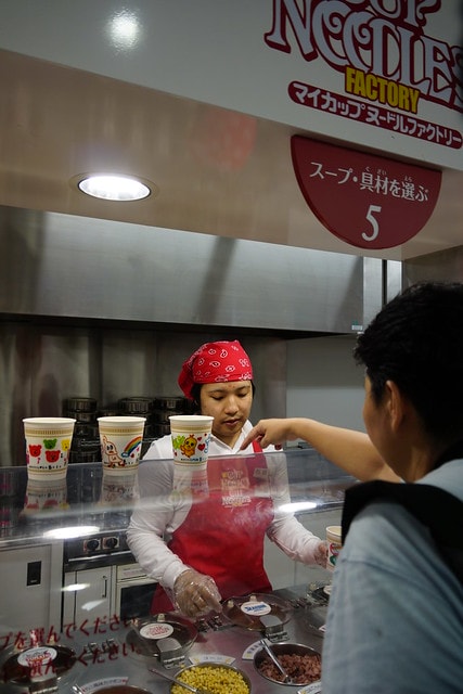 【日本，關西自由行】DIY一杯屬於自己的泡麵吧!!! 日清泡麵博物館(インスタントラーメン発明記念館)