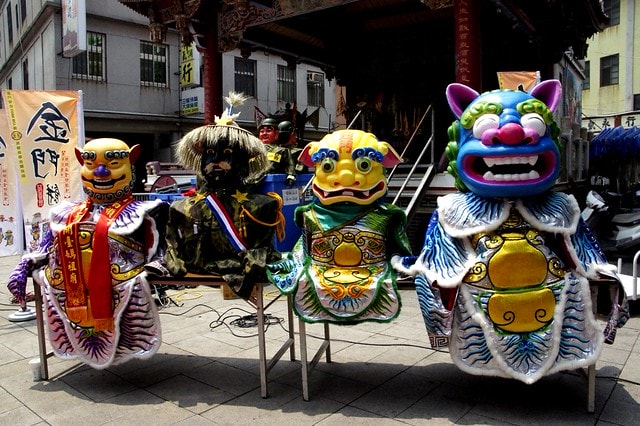 【台灣，離島】跳島小旅行，來去金門迎城隍(上)；2013金門迎城隍，浯島宗教文化觀光季(4/20~5/24)