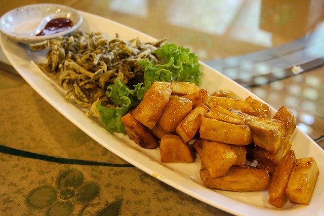 【台灣，桃園縣，龍潭鄉】OTOP全民揪團出遊去(上)巷子內的特色美食，以「茶入菜」創意又美味的&quot;壹等賞景觀茶園&quot;