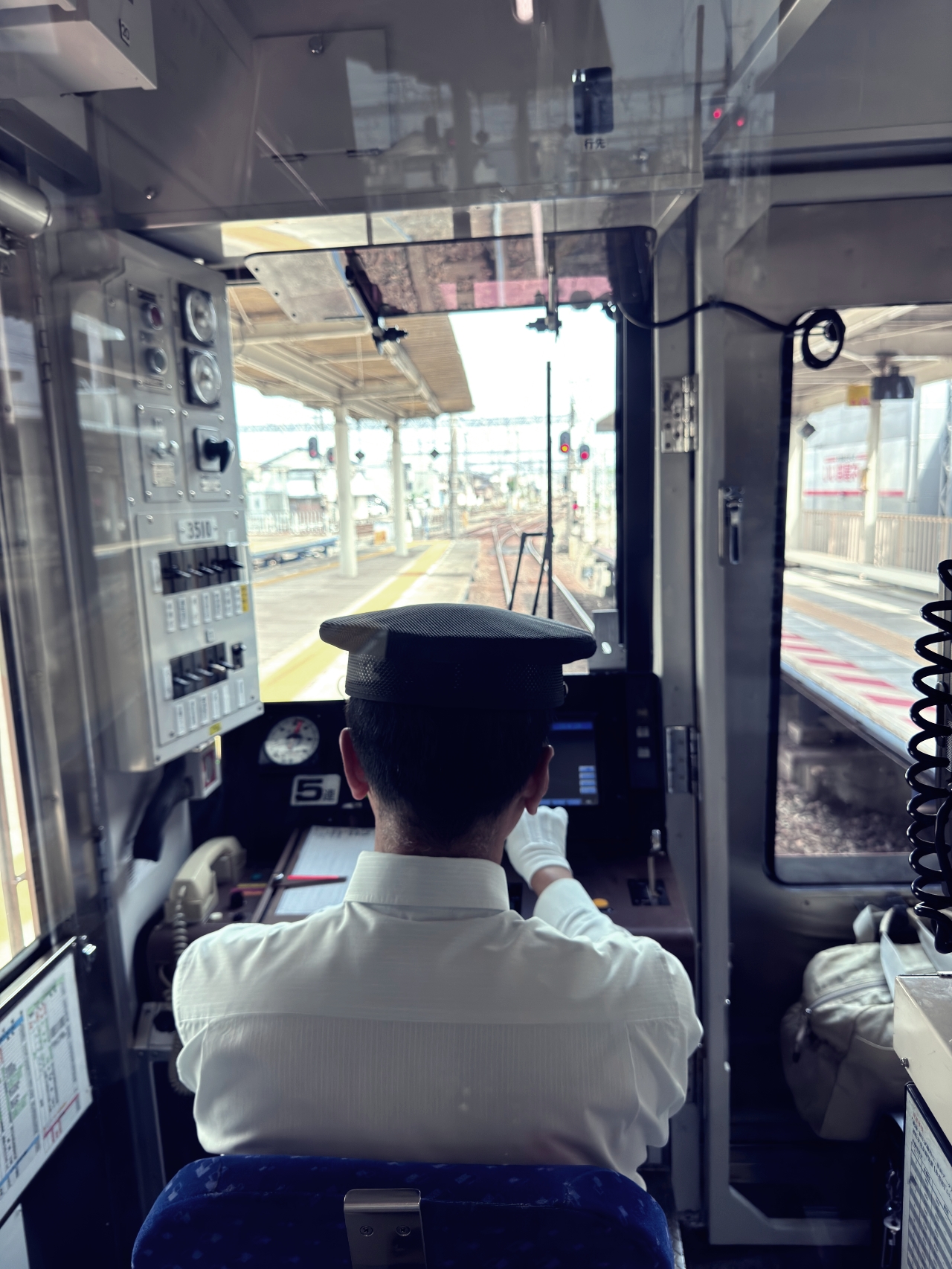 日本|福岡|太宰府旅人列車(旅人・たびと) Tabito,一台會說故事的列車,一段開往祈願之地的溫柔列車。 - 第2張圖