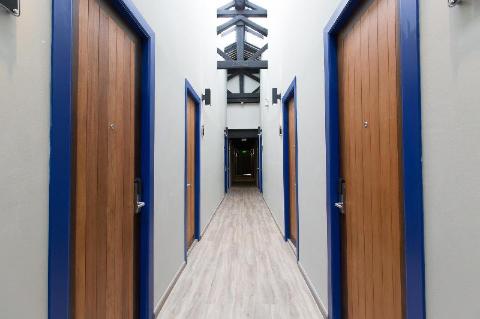 【亞洲,泰國,曼谷】住宿推薦,到百年戲院住一晚;老戲院改建的新飯店Prince Theatre Heritage Stay(王子劇院古蹟住宿)。 - 第37張圖 【亞洲,泰國,曼谷】住宿推薦,到百年戲院住一晚;老戲院改建的新飯店Prince Theatre Heritage Stay(王子劇院古蹟住宿)。