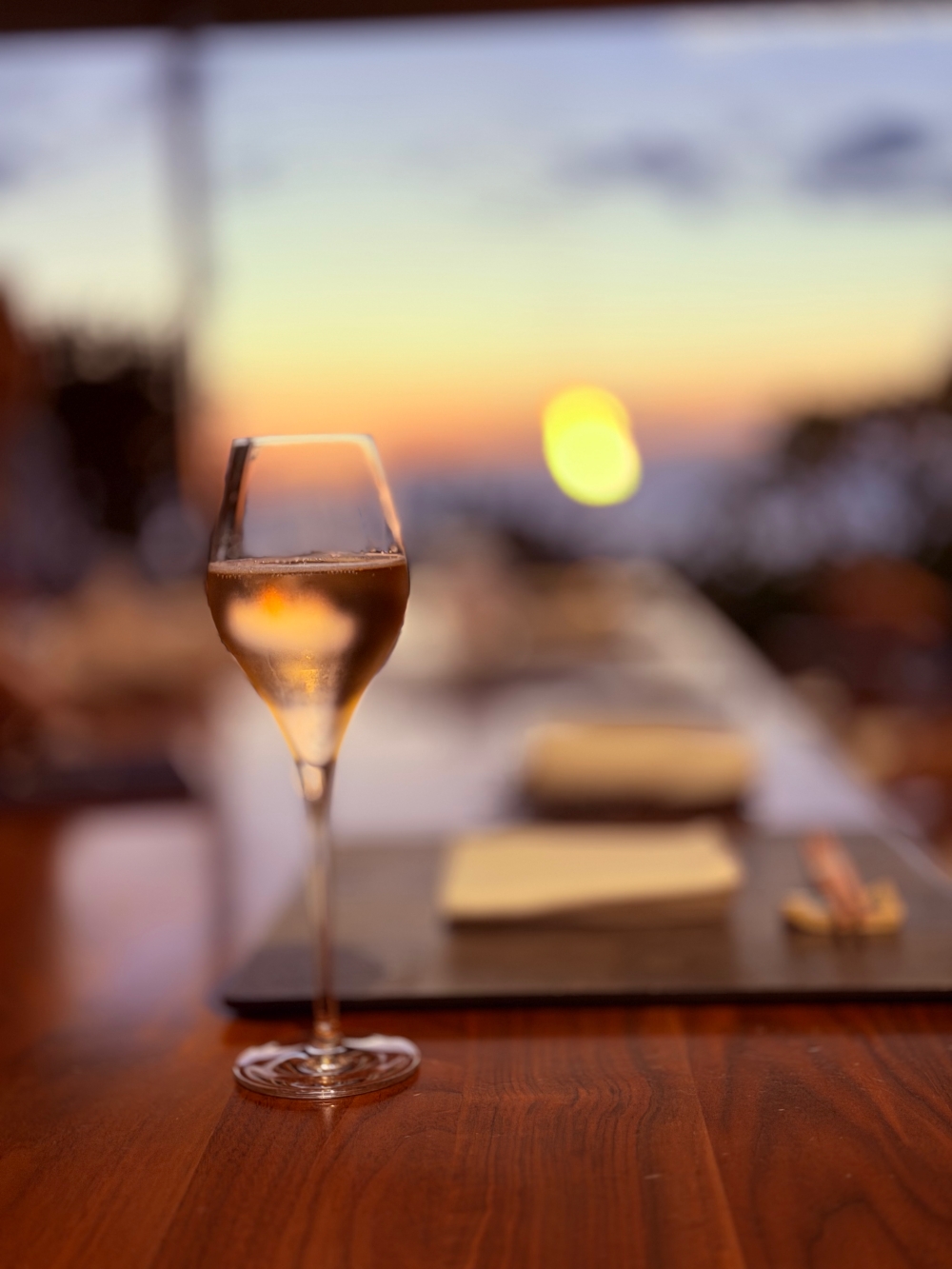 沖繩美食|AOMI 日式料理晚餐,那日我們在 Halekulani Okinawa 夕陽餘暉下品嚐美味創意懷石料理。 - 第4張圖 沖繩美食|AOMI 日式料理晚餐,那日我們在 Halekulani Okinawa 夕陽餘暉下品嚐美味創意懷石料理。