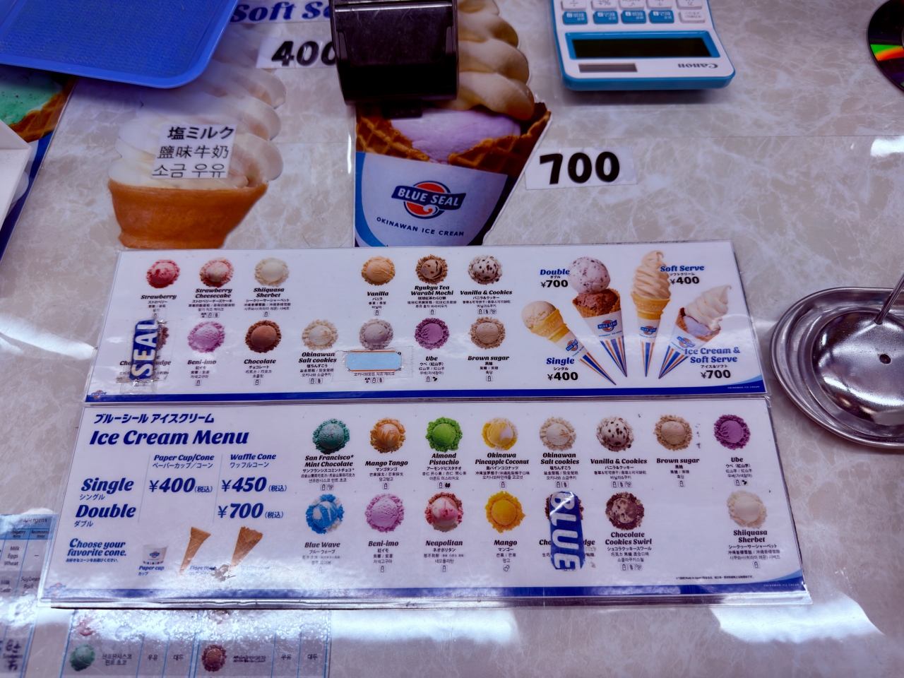 沖繩美食｜Blue Seal 沖繩必吃冰淇淋，在海風裡融化的島嶼甜味。
