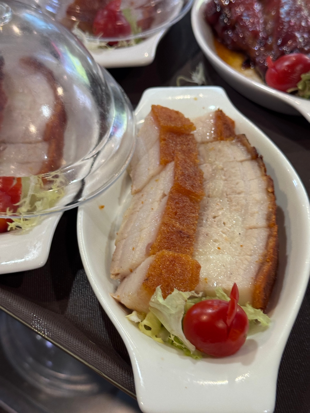 香港飲茶老字號推薦｜香港蓮香樓 Lin Heung Tea House ~推車點心 × 丸仔翅，一壺茶裡的老香港日常。