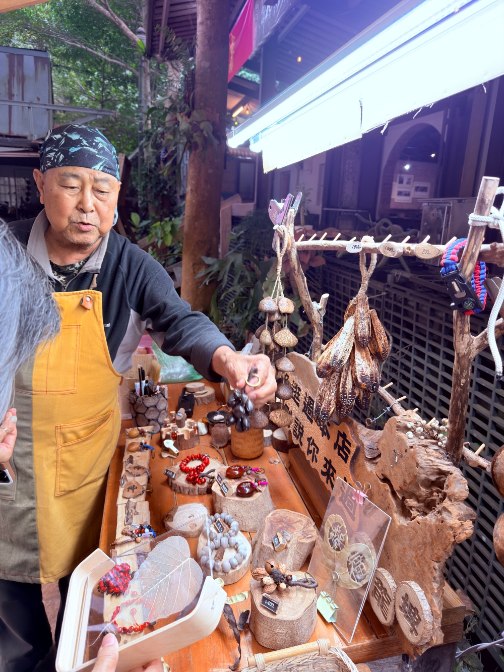 宜蘭縣｜員山鄉｜宜蘭豬龍寨~從豬圈變身山林秘境，這天我們在宜蘭吃了一份超療癒的 DIY 窯烤披薩🍕✨