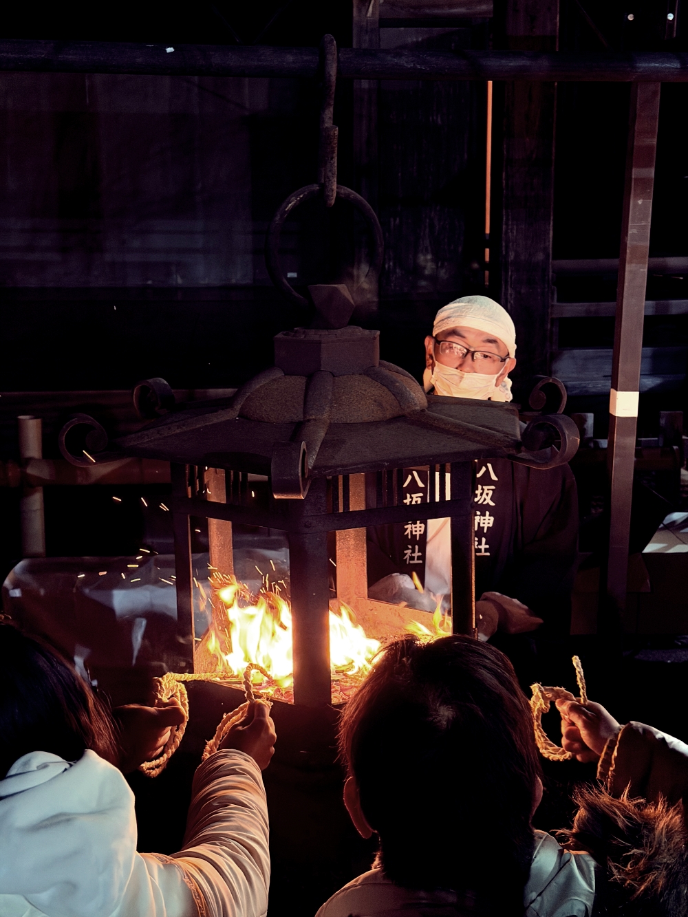 京都跨年怎麼過?八坂神社おけら詣り「白朮祭」,體驗最京都的年末儀式。(2025年跨2026年) - 第17張圖 京都跨年怎麼過?八坂神社おけら詣り「白朮祭」,體驗最京都的年末儀式。(2025年跨2026年)
