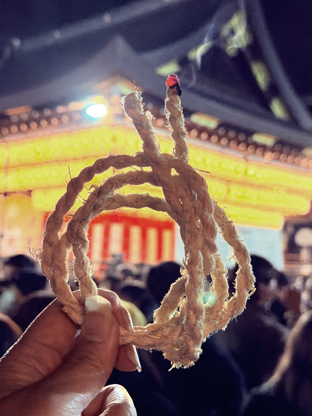京都跨年怎麼過?八坂神社おけら詣り「白朮祭」,體驗最京都的年末儀式。(2025年跨2026年) - 第10張圖 京都跨年怎麼過?八坂神社おけら詣り「白朮祭」,體驗最京都的年末儀式。(2025年跨2026年)