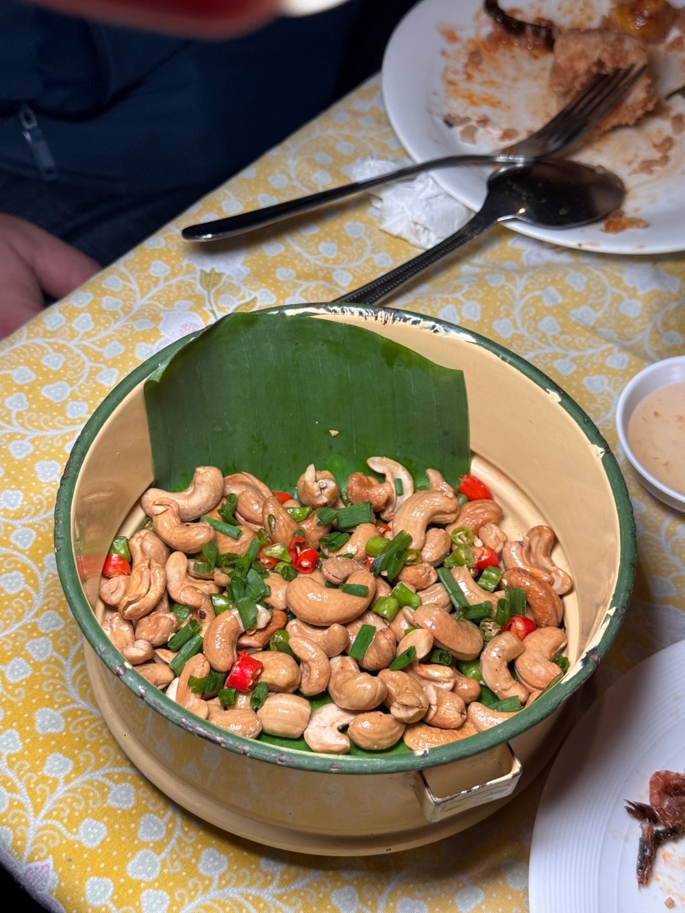 泰國|尖竹汶府(Chanthaburi)| Tha Machan food(ร้านอาหารท่ามาจัน)河畔夜色裡的一頓溫柔晚餐。(尖竹汶府美食) - 第9張圖 泰國|尖竹汶府(Chanthaburi)| Tha Machan food(ร้านอาหารท่ามาจัน)河畔夜色裡的一頓溫柔晚餐。(尖竹汶府美食)