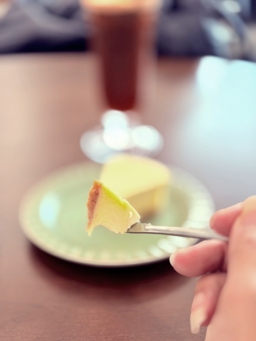 【桃園楊梅咖啡館推薦】獵焰咖啡 Hunter Kaffe｜維也納烘焙、自家烘豆、冰滴與西西里咖啡，在櫻花樹旁慢慢喝一杯。