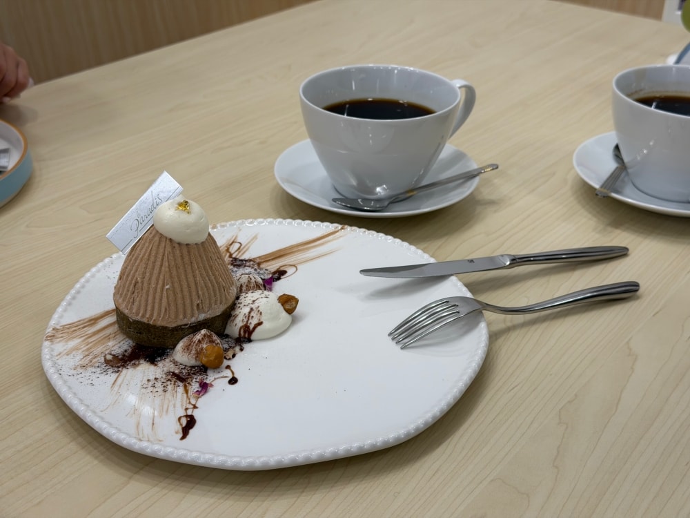 台南甜點｜巴哈迪印象甜品工房 Pâtisserie Le Paradis：開了13年的法式甜點店，回娘家午後意外發現的甜點天堂。