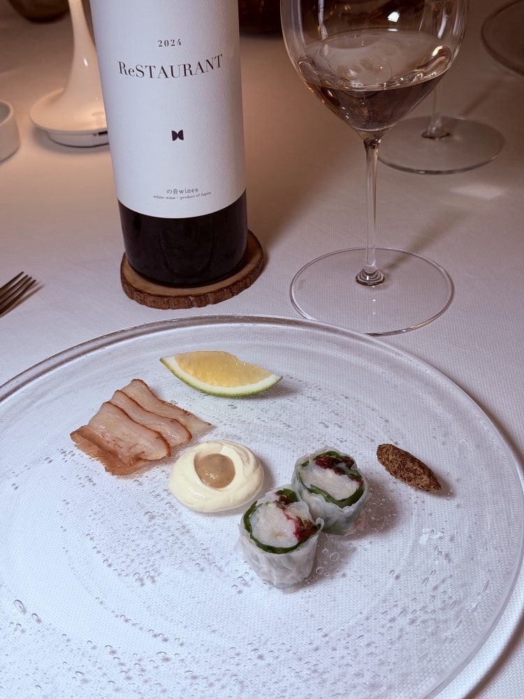 沖繩 SHIROUX 白色創意餐廳開箱|Halekulani Okinawa 米其林級 Fine Dining 體驗。(SHIROUX Okinawa Review|Halekulani Okinawa Fine Dining Experience & Michelin-Level Cuisine) - 第8張圖 Batch IMG