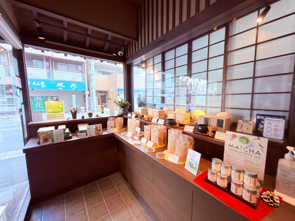 京都抹茶甜點推薦｜京都茶寮翠泉必吃熱蕨餅與抹茶聖代，京都街角遇見的一段茶香時光。