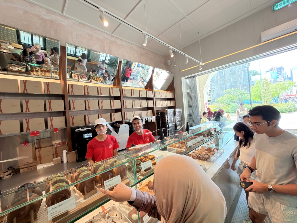 KLCG Confectionery & Bakery