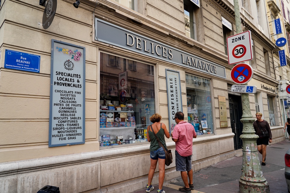 馬賽伴手禮推薦|Délices Lamarque 糖果店,在舊港旁遇見最甜蜜的普羅旺斯滋味(Marseille Travel Guide) - 第2張圖 DSC1295