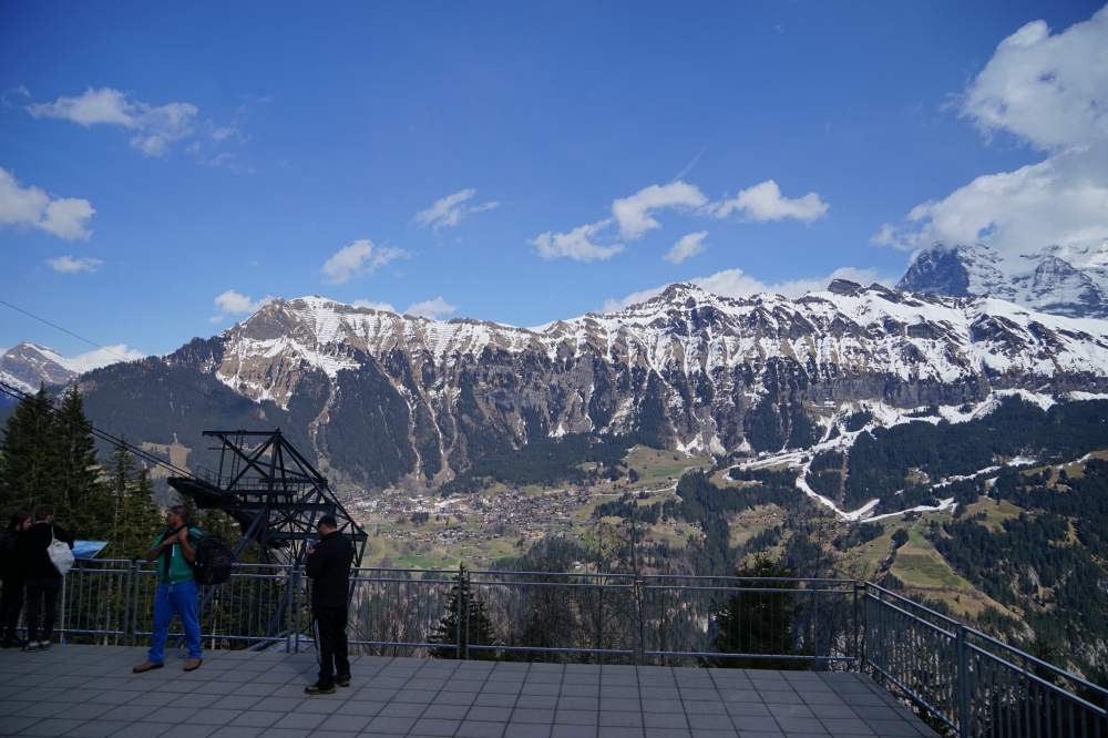 勞特布龍嫩－米倫登山鐵路（Bergbahn Lauterbrunnen–Mürren，簡稱 BLM）