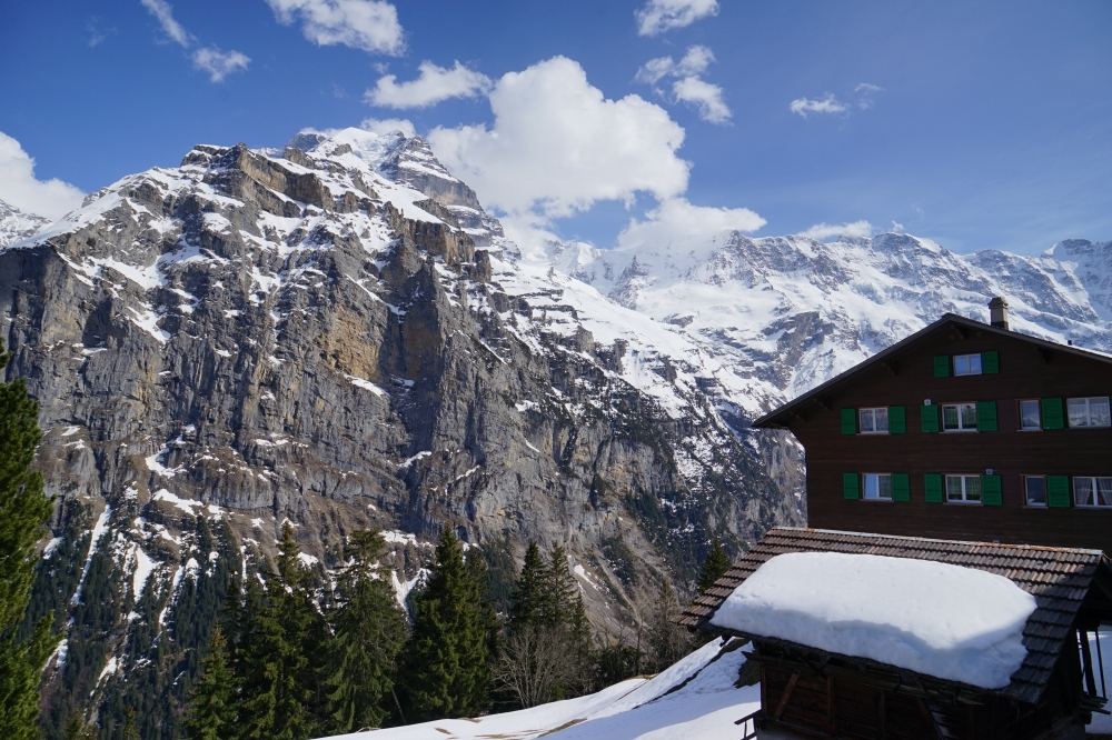 勞特布龍嫩－米倫登山鐵路 Bergbahn Lauterbrunnen–Mürren