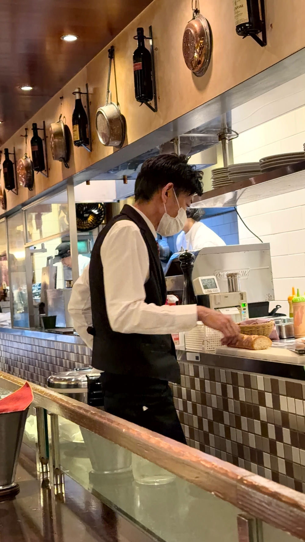 京都東洋亭(高島屋店)|排隊一小時也值得!百年漢堡排、番茄沙拉與老派布丁的經典魅力。 - 第3張圖 Batch IMG