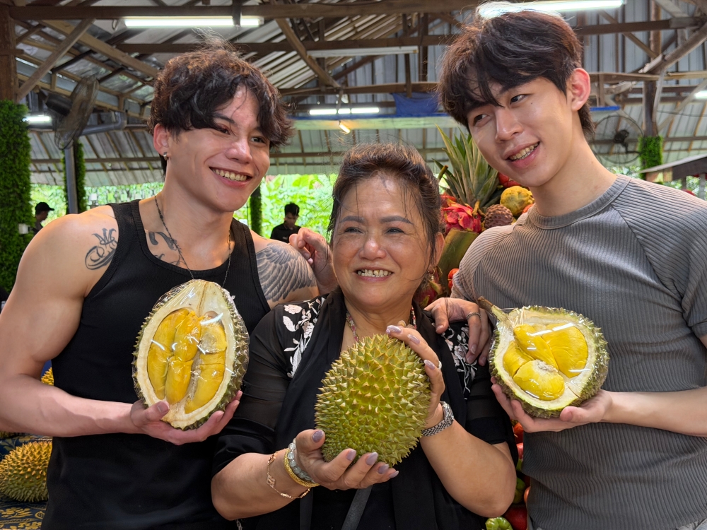 【2026吉隆坡自由行】柔佛景點推薦|迪沙魯水果園 Desaru Fruit Farm;水果Buffet吃到飽、ATV越野探險、小動物互動與騎馬體驗。 - 第5張圖 柔佛景點推薦|迪沙魯水果園 Desaru Fruit Farm