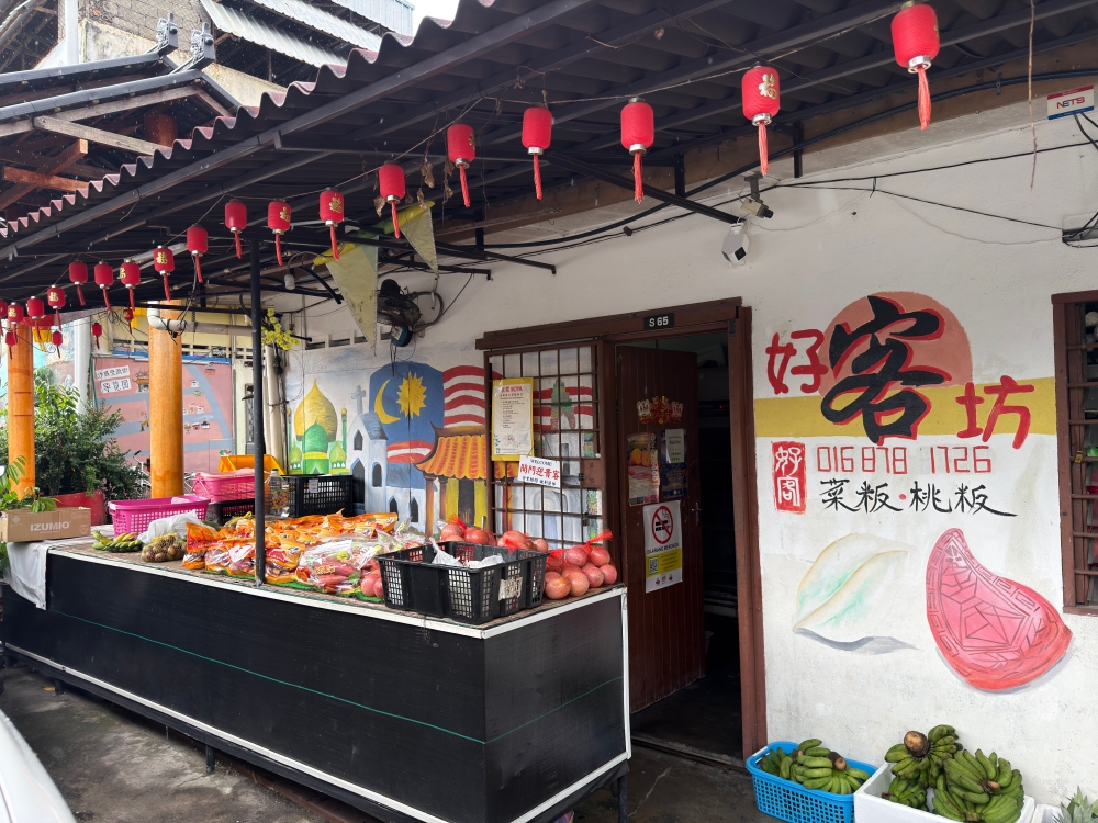 【2026吉隆坡自由行】加拉巴沙威(Kelapa Sawit)小鎮漫遊|走進柔佛客家聚落,尋找街頭壁畫與最道地的客家美食。 - 第11張圖 Batch IMG