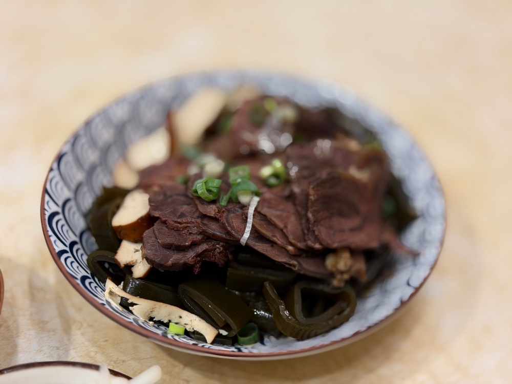 桃園陸軍小館|一塊牛腱勾起對婆婆的思念,必點家常搶鍋麵與清燉牛肉疙瘩的眷村老店。 - 第11張圖 SIMG
