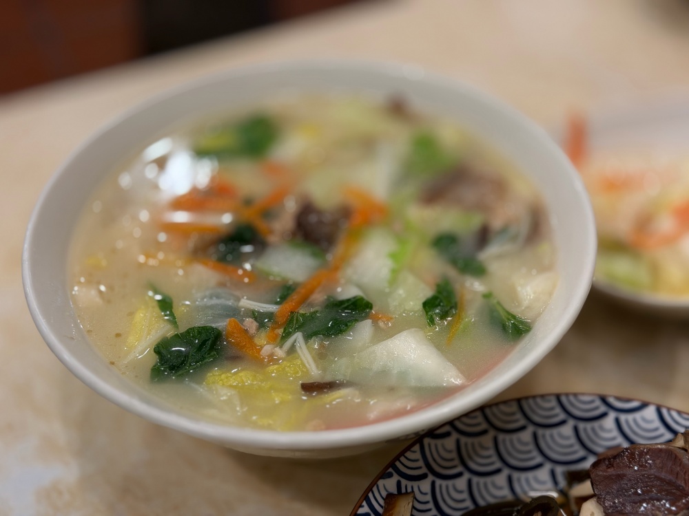 桃園陸軍小館|一塊牛腱勾起對婆婆的思念,必點家常搶鍋麵與清燉牛肉疙瘩的眷村老店。 - 第7張圖 SIMG
