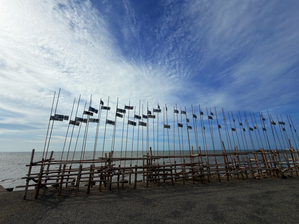 2026桃園地景藝術節|珍珠海岸最美夏日藝術旅行!六大展區一次玩遍,竹圍漁港、永安漁港、新屋石滬、許厝港濕地完整攻略 - 第19張圖 IMG