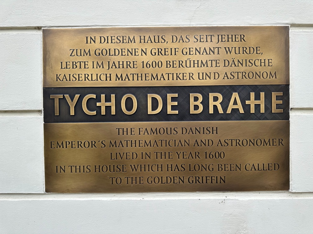 【捷克布拉格】跟著天文學家第谷(Tycho Brahe)去旅行!探訪第谷故居,尋找改變人類天文史的重要足跡(布拉格秘境) - 第7張圖 IMG