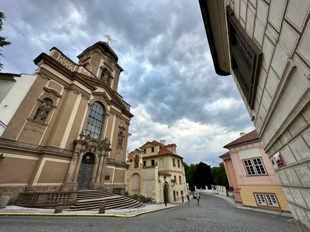 【捷克布拉格】跟著天文學家第谷(Tycho Brahe)去旅行!探訪第谷故居,尋找改變人類天文史的重要足跡(布拉格秘境) - 第2張圖 IMG
